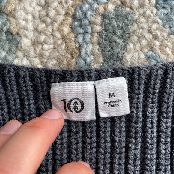 Tentree - Highline Cotton V-neck sweater - Medium - Picture 3 of 11